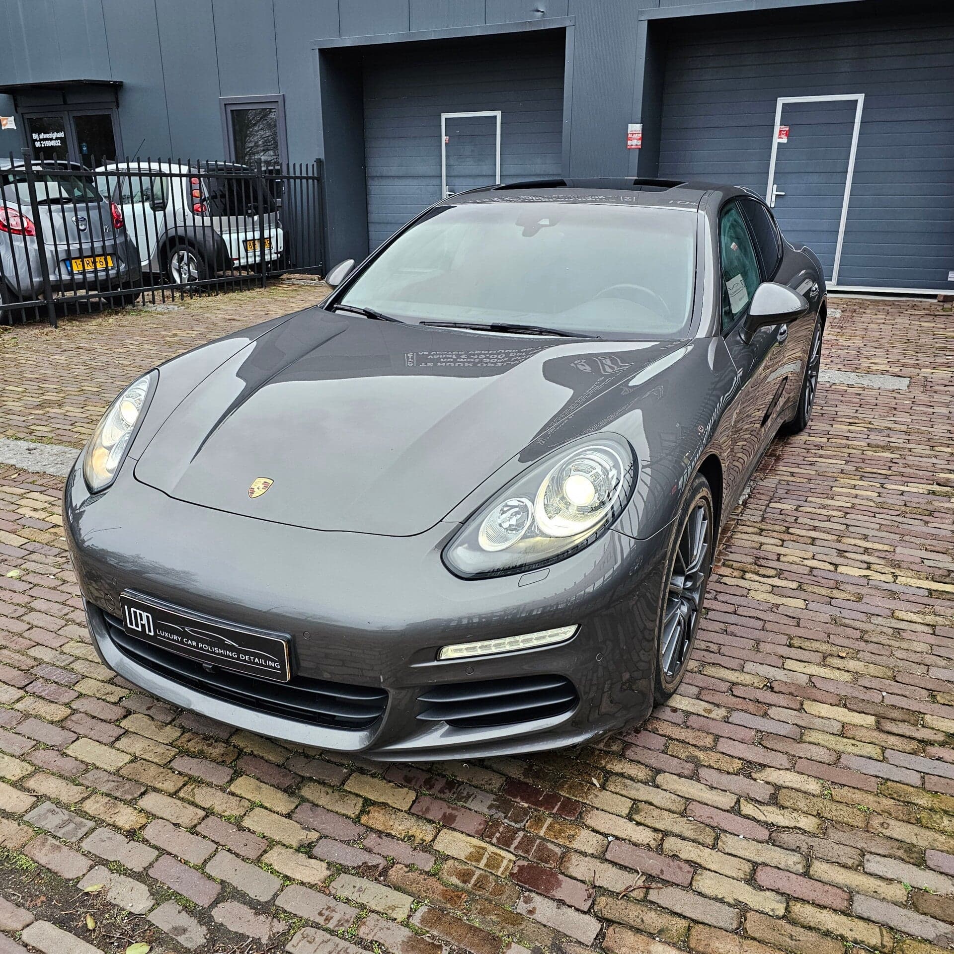 Auto detailing resultaat van Luxury Car Polishing en Detailing in Cruquius