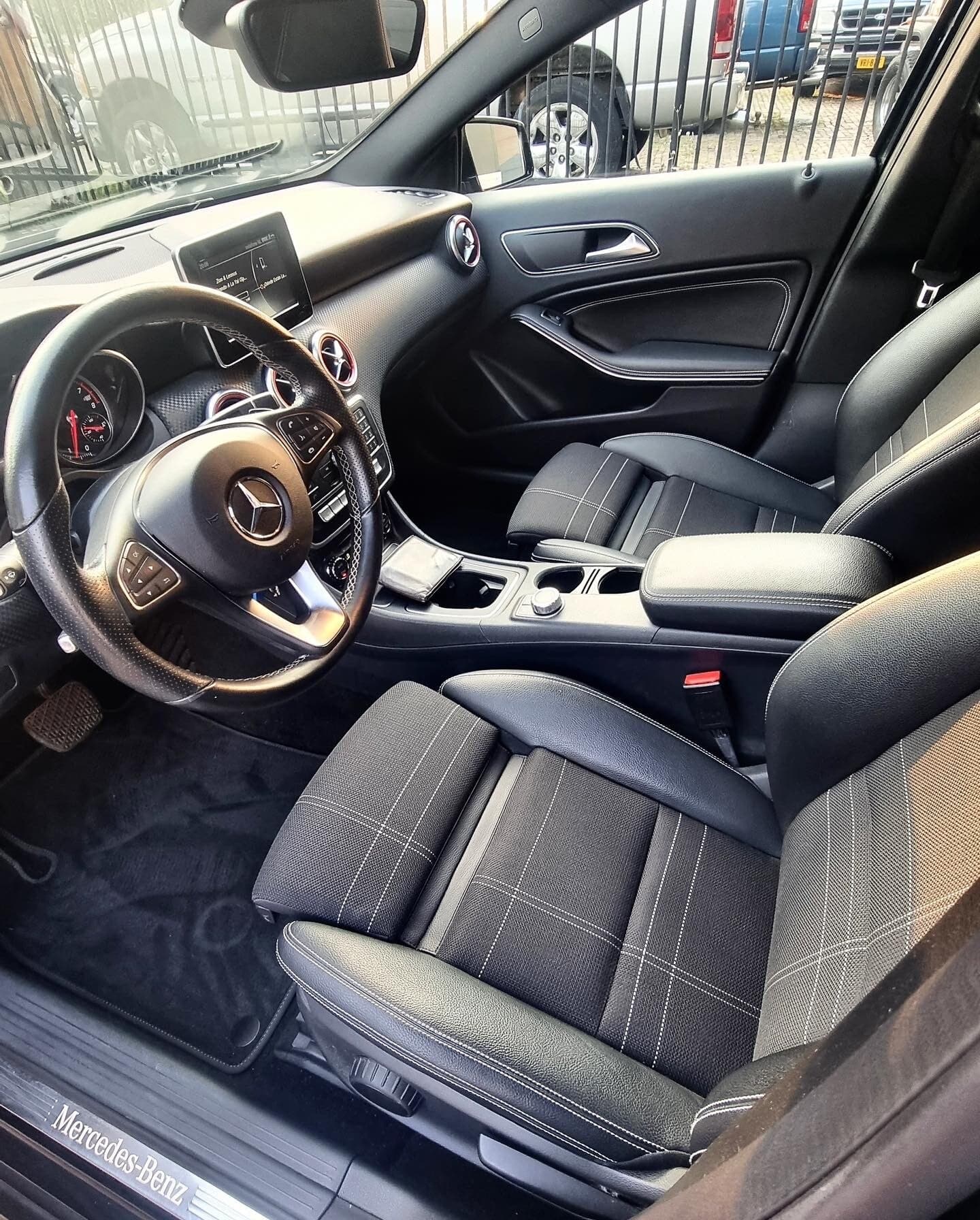 Auto detailing resultaat van Luxury Car Polishing en Detailing in Cruquius
