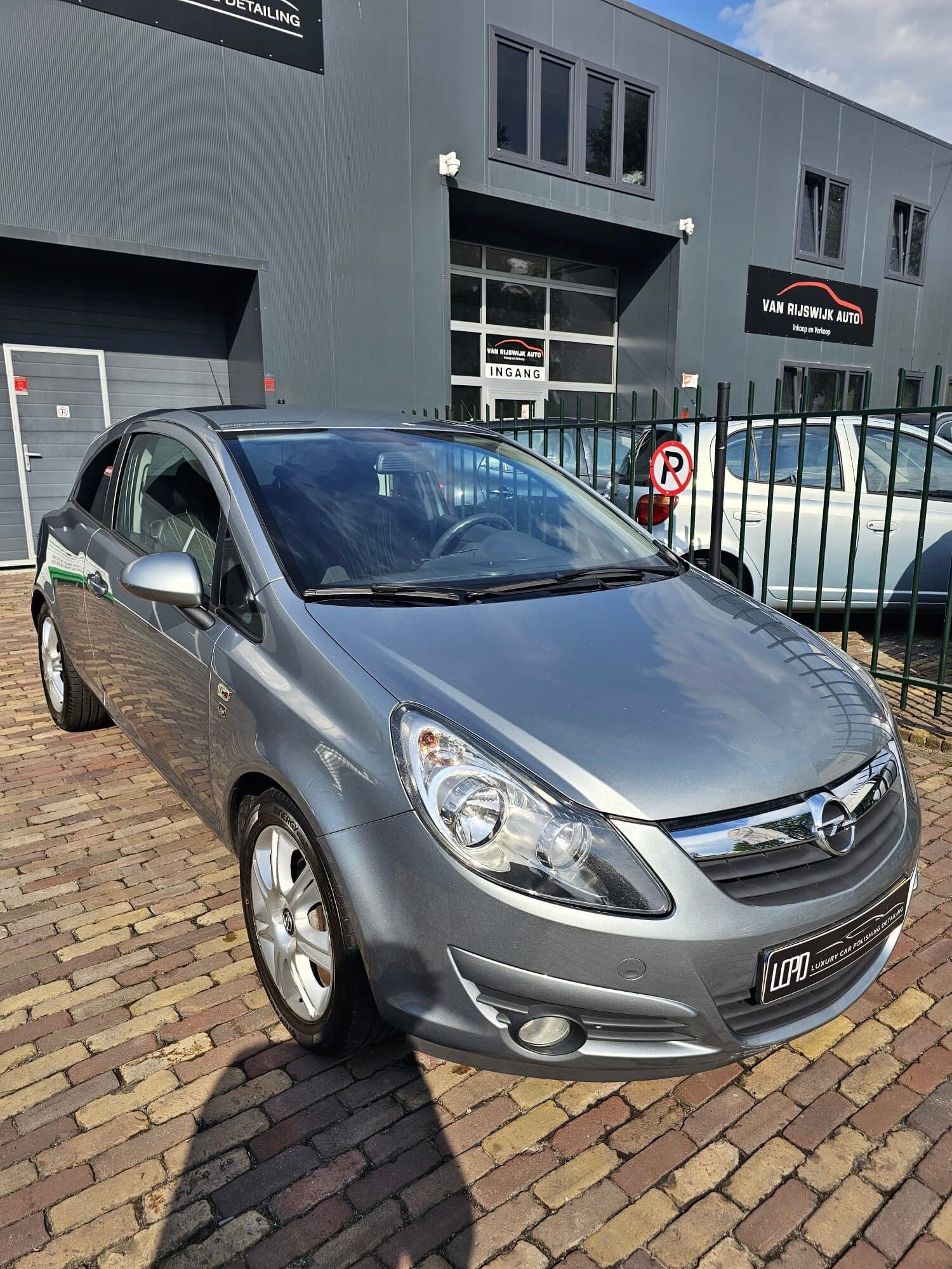Auto detailing resultaat van Luxury Car Polishing en Detailing in Cruquius