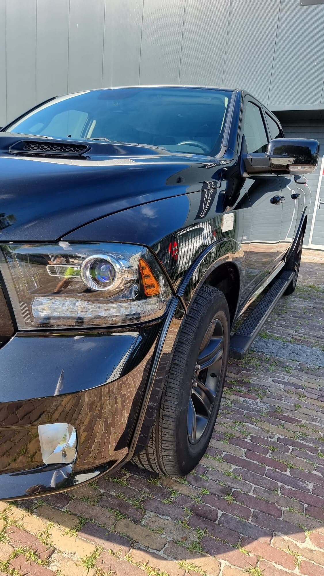 Auto detailing resultaat van Luxury Car Polishing en Detailing in Cruquius