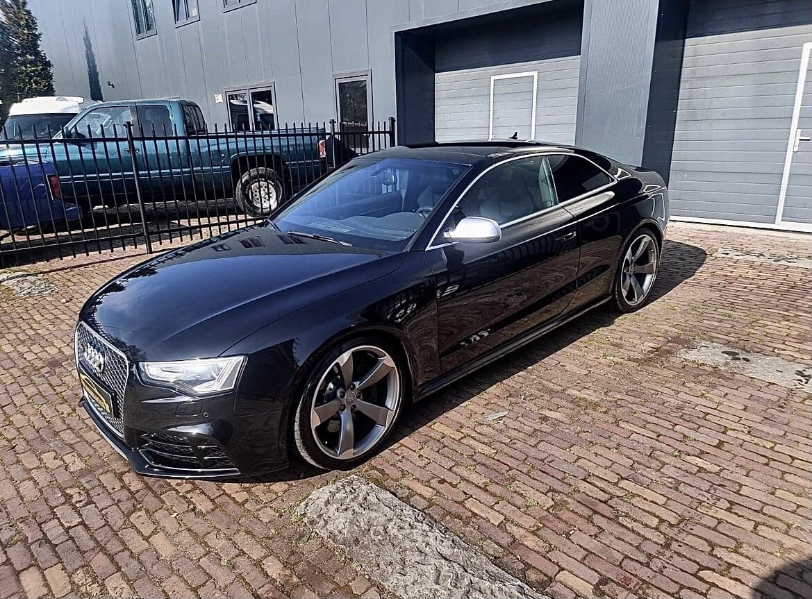 Auto detailing resultaat van Luxury Car Polishing en Detailing in Cruquius