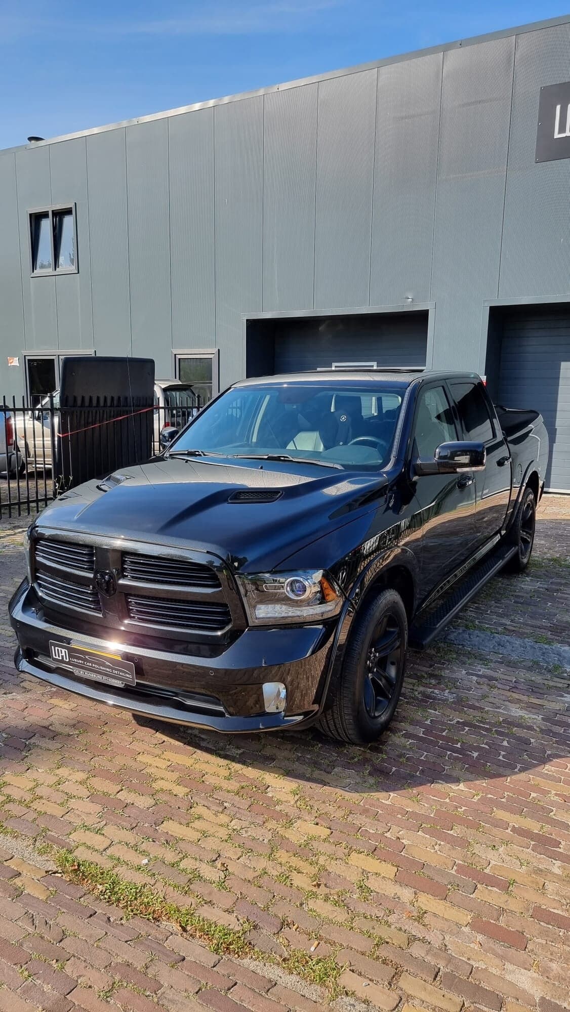 Auto detailing resultaat van Luxury Car Polishing en Detailing in Cruquius